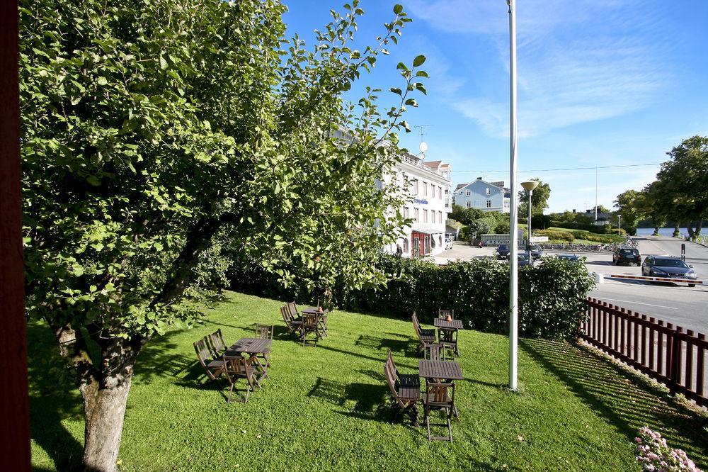 Hotell Laurentius Strängnäs Exteriér fotografie